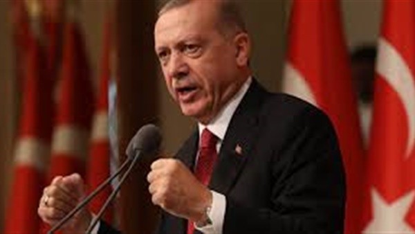 بعد هزيمته في اسطنبول.. إزالة صور أردوغان من شوارع المدينة (فيديو)