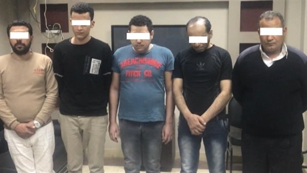 سقوط عصابة انتحلت صفة رجال شرطة اقتحموا منزل مواطن ببني سويف