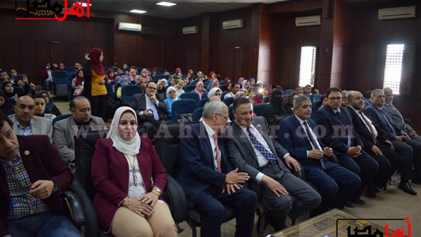 رئيس جامعة بنها: ندعم الأنشطة الفنية للطلاب لأنها غذاء للروح