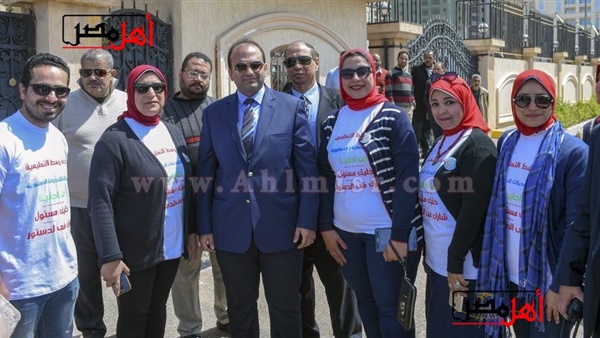 نائب محافظ الإسكندرية يشكر رجال الجيش والشرطة لحماية لجان استفتاء دستور 2019