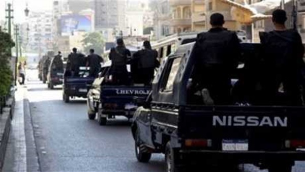 جهود مكثفة لكشف ملابسات سرقة أجهزة الكترونية من داخل محل في المقطم