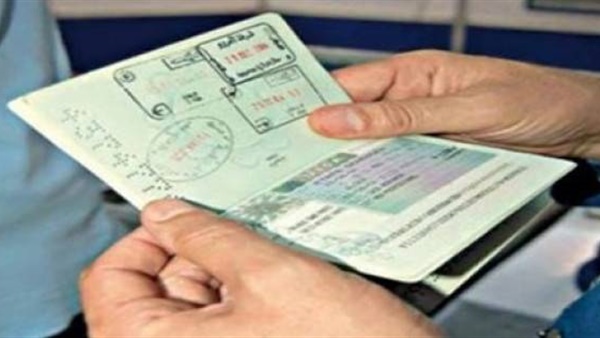 الجوازات تواصل التيسير على كبار السن وذوي الإعاقة في استخراج أوراقهم