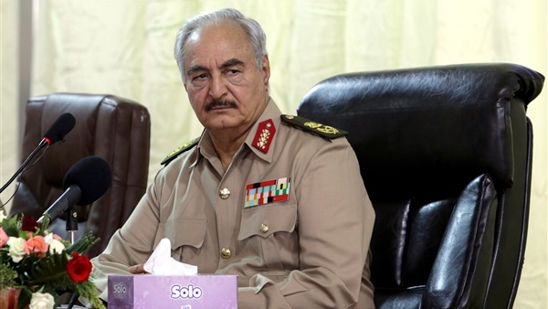 مخطط جديد يستعد له الجيش الليبي لدحر الإرهاب.. حفتر يغازل السلفيين لضرب مجاهدي مصراتة