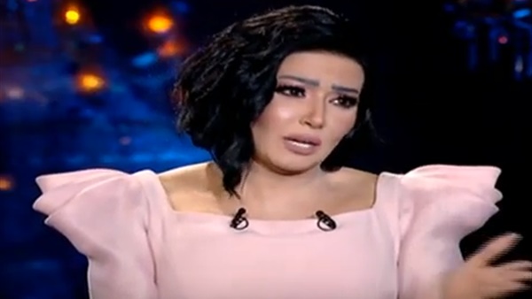 سمية الخشاب لـ بسمة وهبة:أنا صرفت كل فلوسي على أحمد سعد وجوازي منه أكبر غلطة