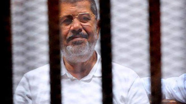 تأجيل إعادة محاكمة مرسي و23 آخرين في التخابر مع حماس لـ21 مايو