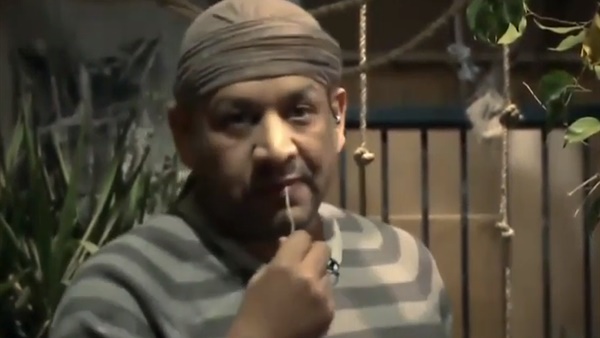 عصام كاريكا لـ رشا الخطيب: بخاف من الكلاب ومعايا بنطلون واحد بس (فيديو)