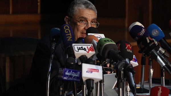 الدكتور محمد شاكر، وزير الكهرباء والطاقة المتجددة
