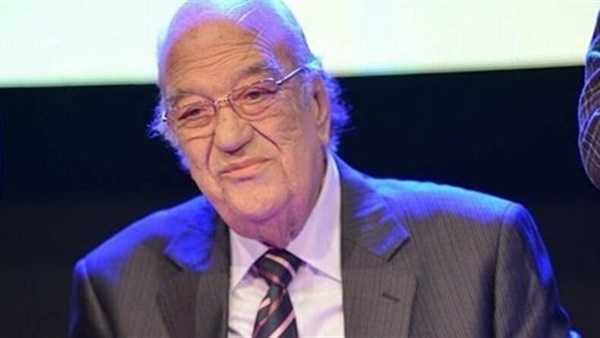 الفنان حسن حسني