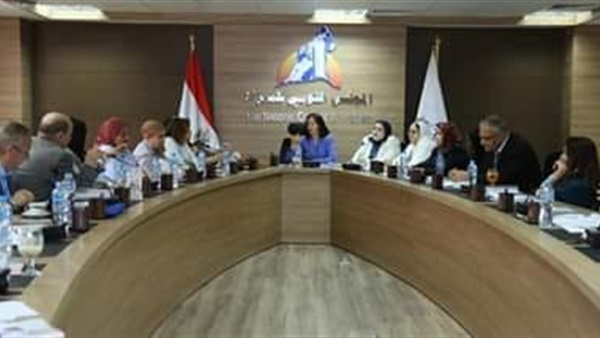 القومي للمرأة يعقد اجتماعه الدورى الـ24 للقضاء على ختان الإناث