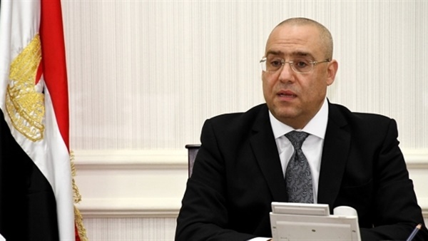 وزيرا الإسكان والآثار ومحافظ الجيزة يتابعون خطط تطوير مناطق سقارة والمتحف المصرى الكبير