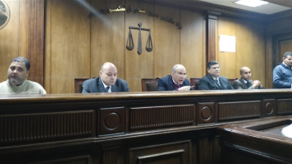اليوم.. محاكمة مدير مكتب وزير الاستثمار السابق بالكسب غير المشروع
