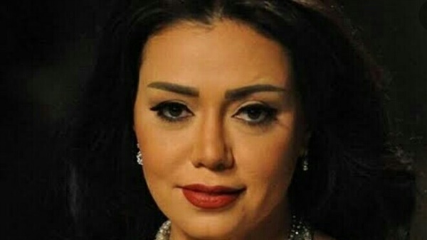 الفنانة رانيا يوسف