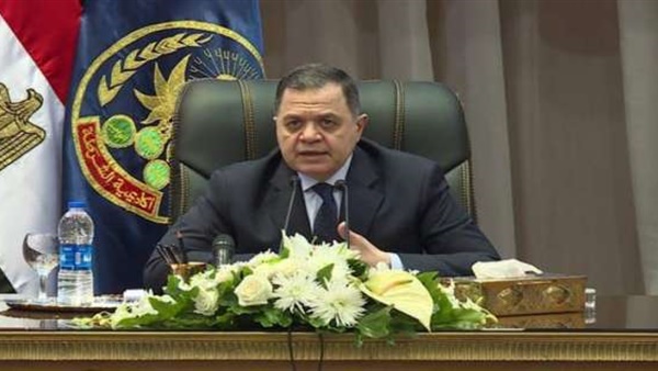 تنفيذًا لتوجيهات وزير الداخلية.. استمرار الانتشار الأمني بكافة المنشآت الهامة والحيوية (فيديو)