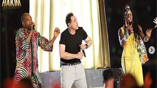 حكيم ينشر كواليس أغنية افتتاح أمم أفريقيا 2019 (فيديو)