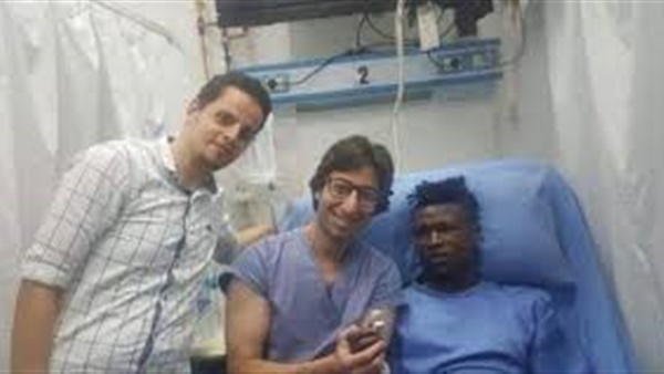 بعد إنقاذ ثنائي الكاميرون ونيجيريا من الموت.. رئيس اللجنة الطبية يوضح دورها في أمم إفريقيا