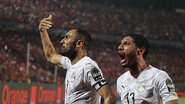 مصر تتغلب على أوغندا بهدفين دون رد.. وتضمن صدارة المجموعة الأولى