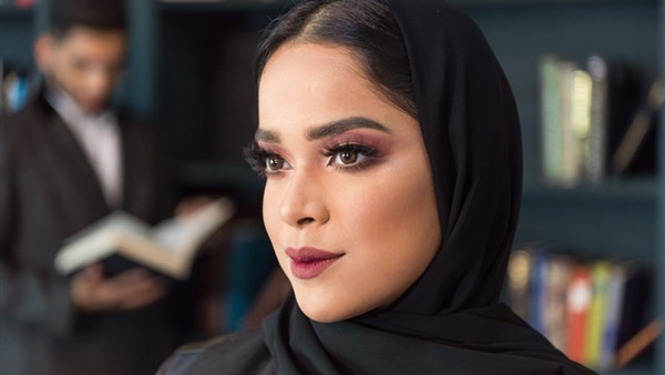 الفنانة الإماراتية مشاعل الشحي