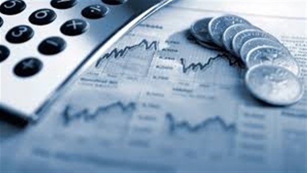 خبير مالى يتوقع خفض سعر الفائدة سبتمبر المقبل بنسبة 3%