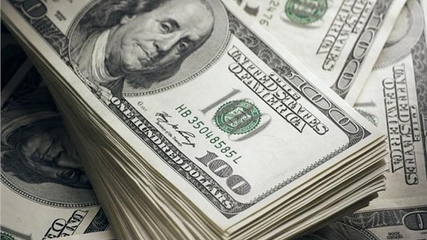 خبير مصرفي: تراجع الدولار أمام الجنيه المصري مؤقت