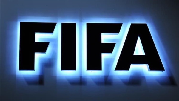 فيفا يضاعف عقوبات السلوك العنصري
