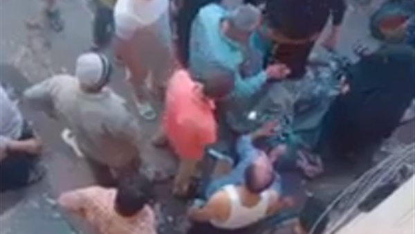 فيديو يوثق لحظة سقوط فتاة مُقيدة بالحبال من الطابق الخامس في المقطم