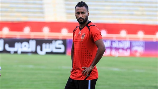 حسام عاشور يلوم اختيارات أجيري على الإقصاء المبكر للفراعنة