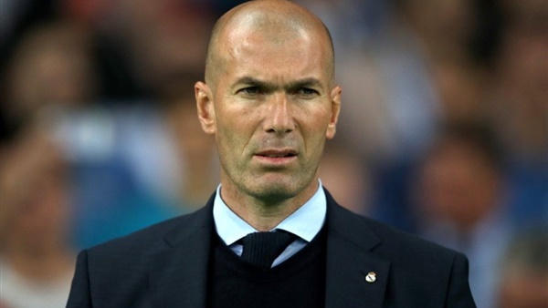 ريال مدريد: زيدان غادر معسكر الفريق لأسباب شخصية