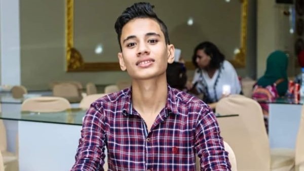 ساعات الفرح قليلة.. أحمد فى سجل المتفوقين بالثانوية العامة أمس.. واليوم بدفتر الوفيات في أسيوط