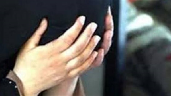 عرضته بـ45 ألف جنيه.. حبس ربة منزل باعت طفل بعد ولادته بـ 24 ساعة