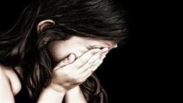 كارثة.. شيخ يغتصب طفلتين شقيقتين أثناء صلاة الجمعة