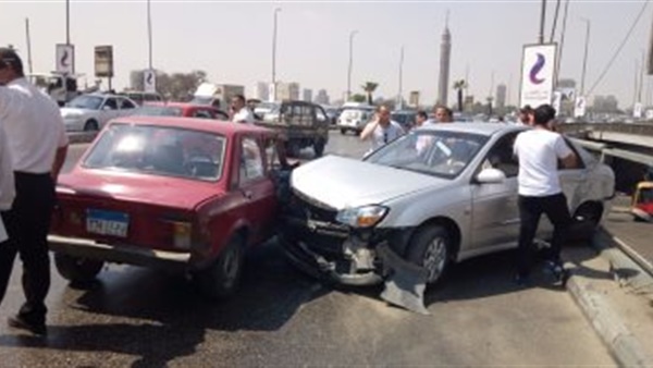 تصادم سيارتين بـمنفلوط يسفر عن 3 مصابين