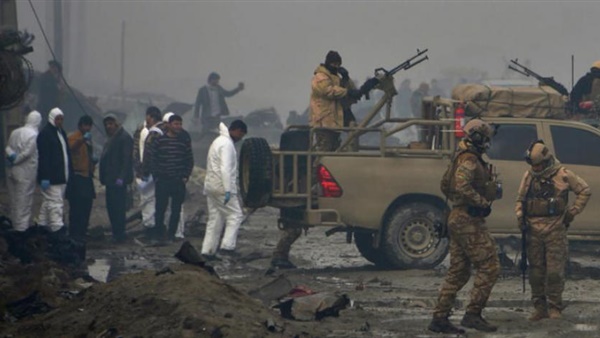 : مقتل 5 أشخاص في تفجير انتحاري استهدف حافلة حكومية بأفغانستان