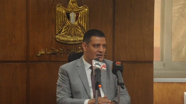 أيمن عبد الموجود رئيس بعثة الحج