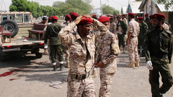 مقتل 40 شخصا في هجوم على عرض عسكري للجيش اليمني