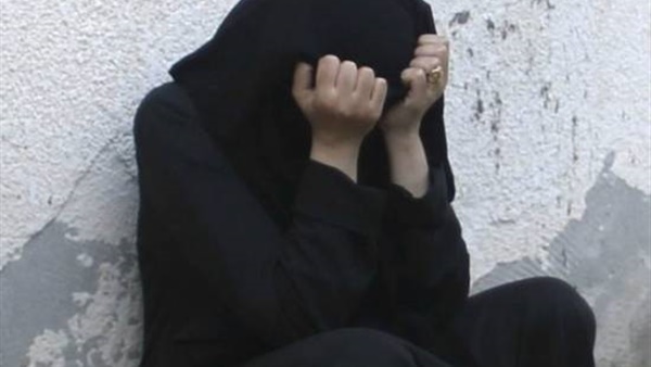 دعاء تطلب الخلع من زوجها: يتلذذ بتعذيبي