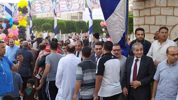 : وزير التموين يؤدي صلاة عيد الأضحى في مسقط رأسه بالشرقية (صور)