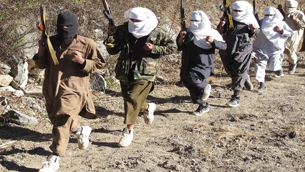 بعد 18 عاماً من الحرب.. انتهاء جولة المحادثات بين أمريكا وطالبان.. من سيخلف الظواهري في رئاسة القاعدة بعد مرضه؟