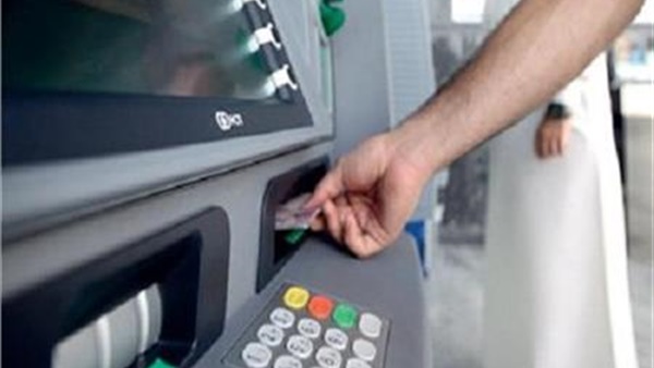 مفاجأة.. عمال الخردة وراء السطو على ماكينة الصرف الآلى بالشرقية وسرقة 386 ألف جنيه