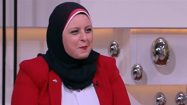 حنان كمال، خبيرة التربية