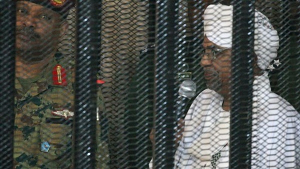 محاكمة البشير