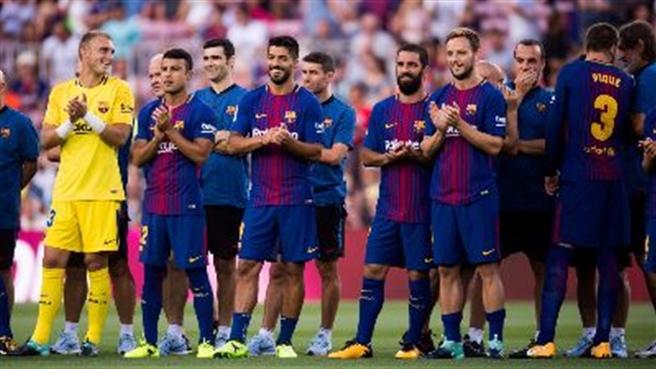 الخامس سجله فيدال.. برشلونة يكتسح ريال بيتيس 5-2 في الليجا