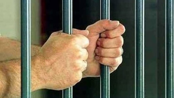 حبس تشكيل عصابي بتهمة تزوير محررات رسمية في النزهة