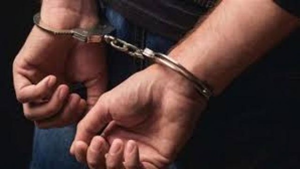 سقوط عاطل بحوزته 40 قطعة حشيش في الجيزة