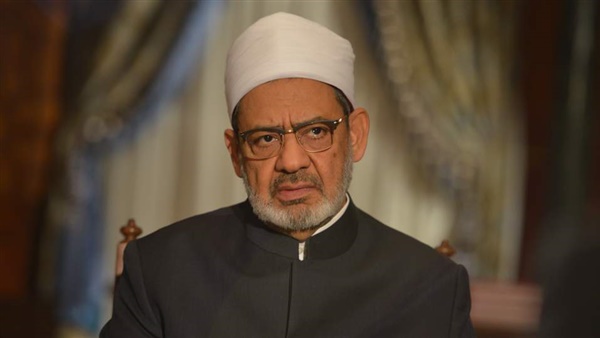 شيخ الأزهر يجري عملية جراحية في العين.. وزير الأوقاف: أتمنى له الشفاء العاجل