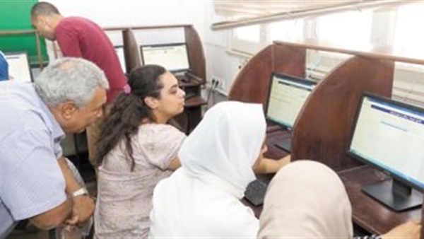 لطلاب الجامعات الجدد.. تعرف على الأوراق المطلوبة للتقديم في الكليات