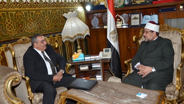 وزير الأوقاف يستقبل السفير هشام فتحي قنصل مصر الجديد في جدة