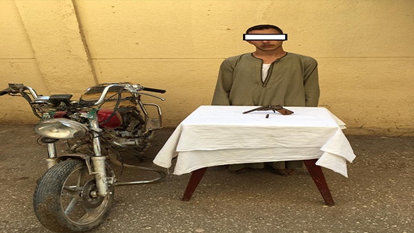 أصابه بطلقة في رأسه بسبب الديون.. تفاصيل قتل سمسار مواشي بأبوتيج في أسيوط