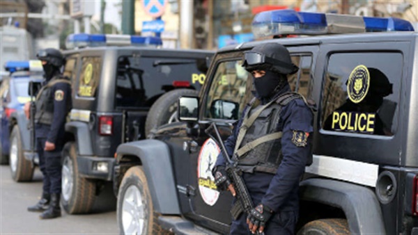 العثور على دوائر كهربائية لإعداد القنابل.. تفاصيل مداهمة الأمن الوطني لوكر حركة حسم بالمطرية