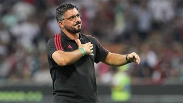 سامبدوريا يعرض على نجم الميلان الأسبق تدريب الفريق