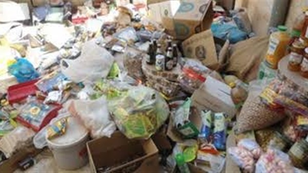 سقوط صاحب مصنع يبيع مواد غذائية مجهولة المصدر في المرج